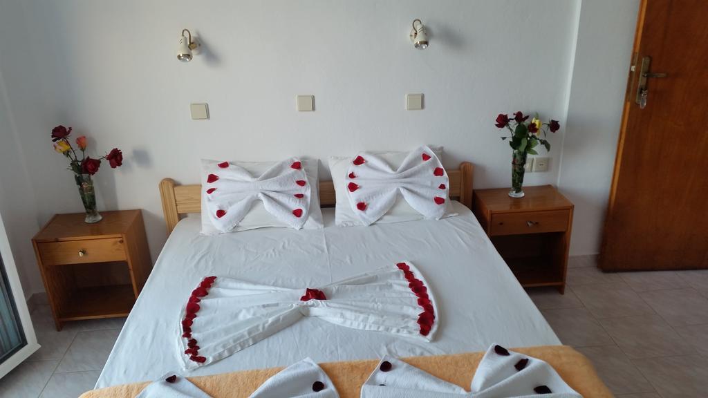 Hotel Tarra à Agía Rouméli Chambre photo